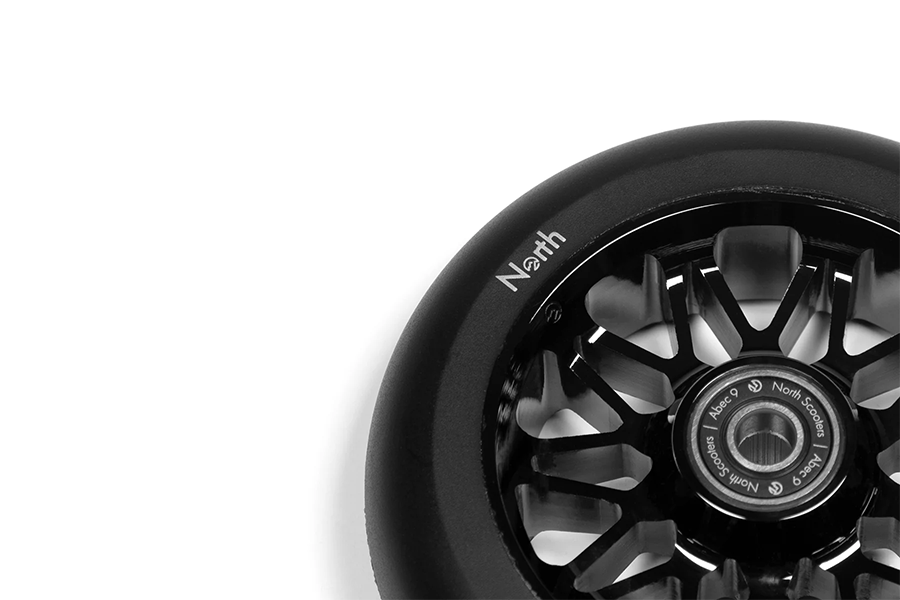 North | Wheels Club Black G4 (110x24)