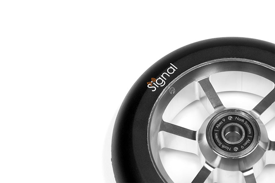 North | Wheels Signal V3 G4 Silver / Black (115x30)