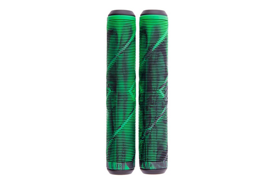striker-grips-black-green-trottinette-scooter