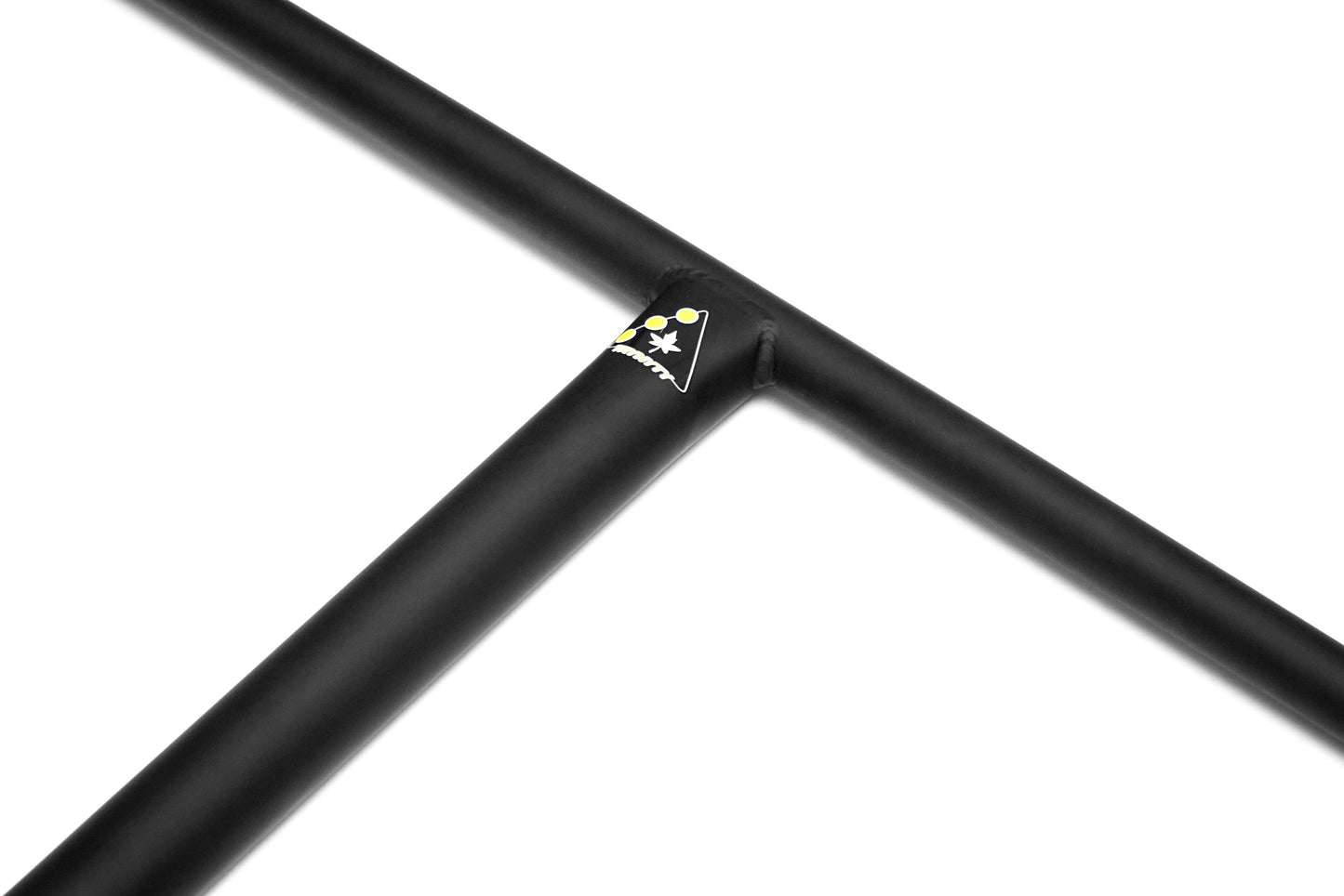 trynyty-bar-camron-mcrobie-black-2-trottinette-scooter